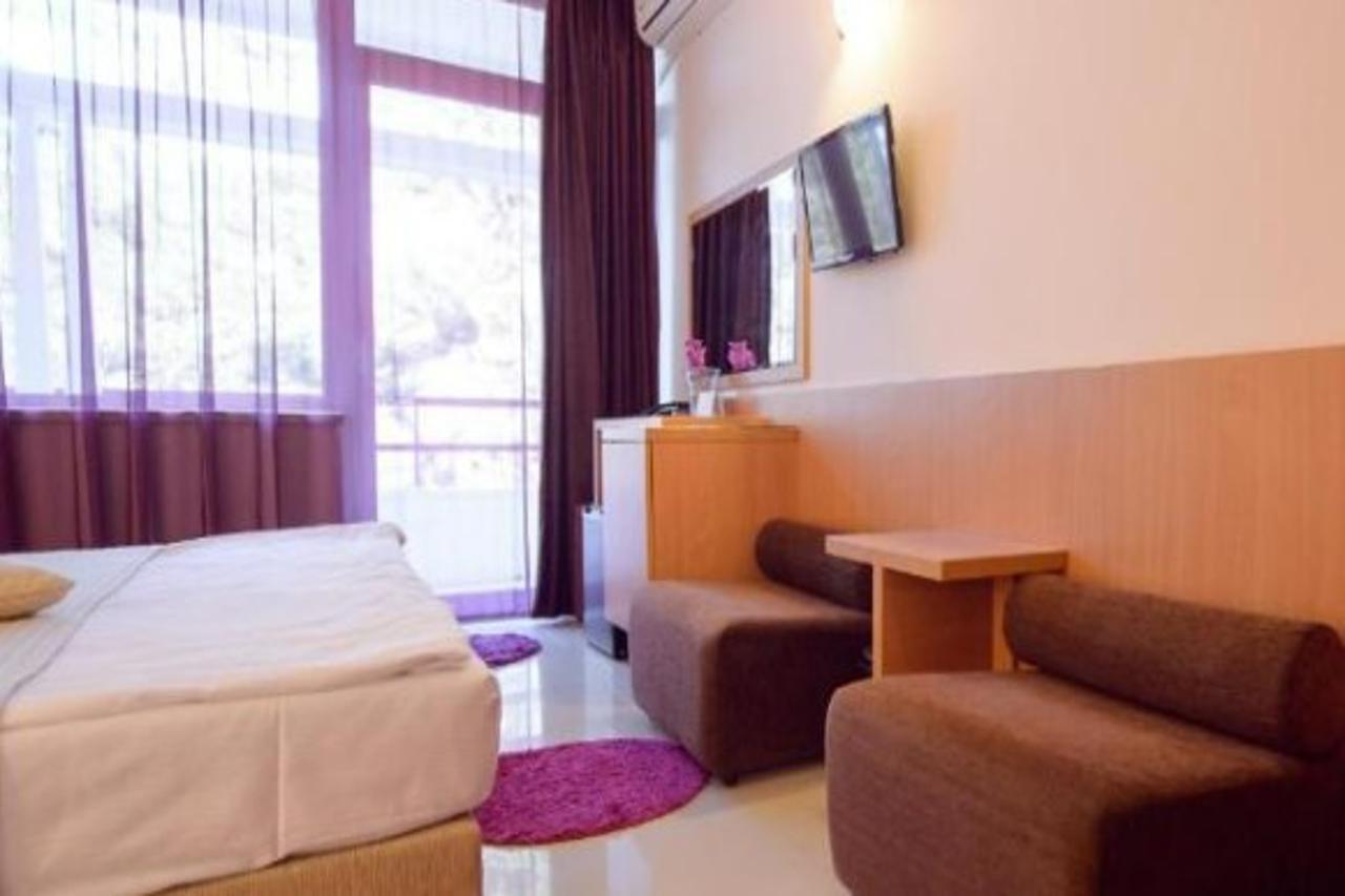 Hotel Sara Нептун Экстерьер фото